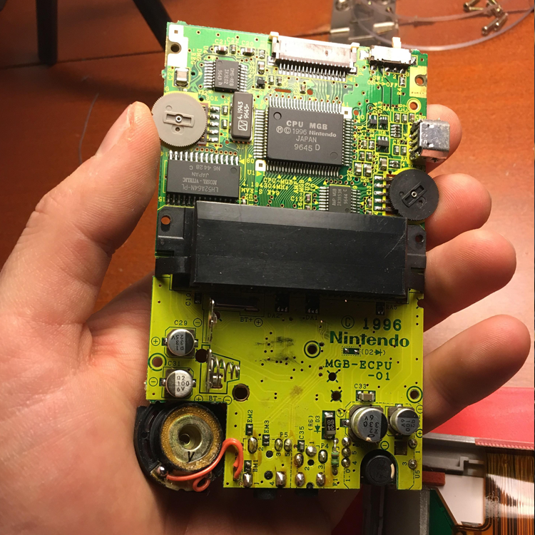 Green_Nintendo_Circuit_Board